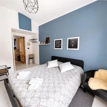Two-room Near The Polytechnic With Balcony Apartment Turin